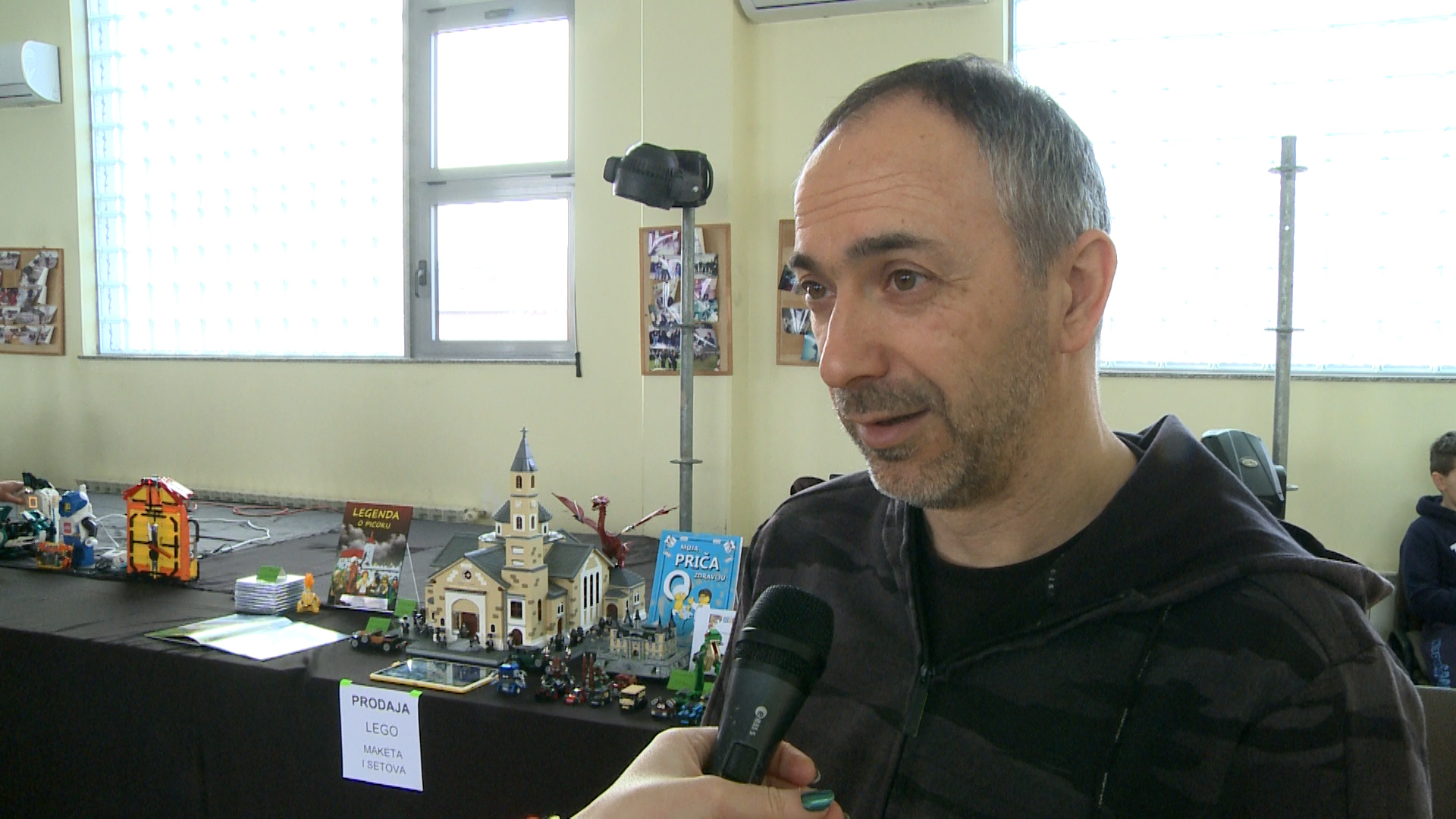 Davor Jendrašić, autor Lego crkve sv. Jurja i član Kluba Kockice