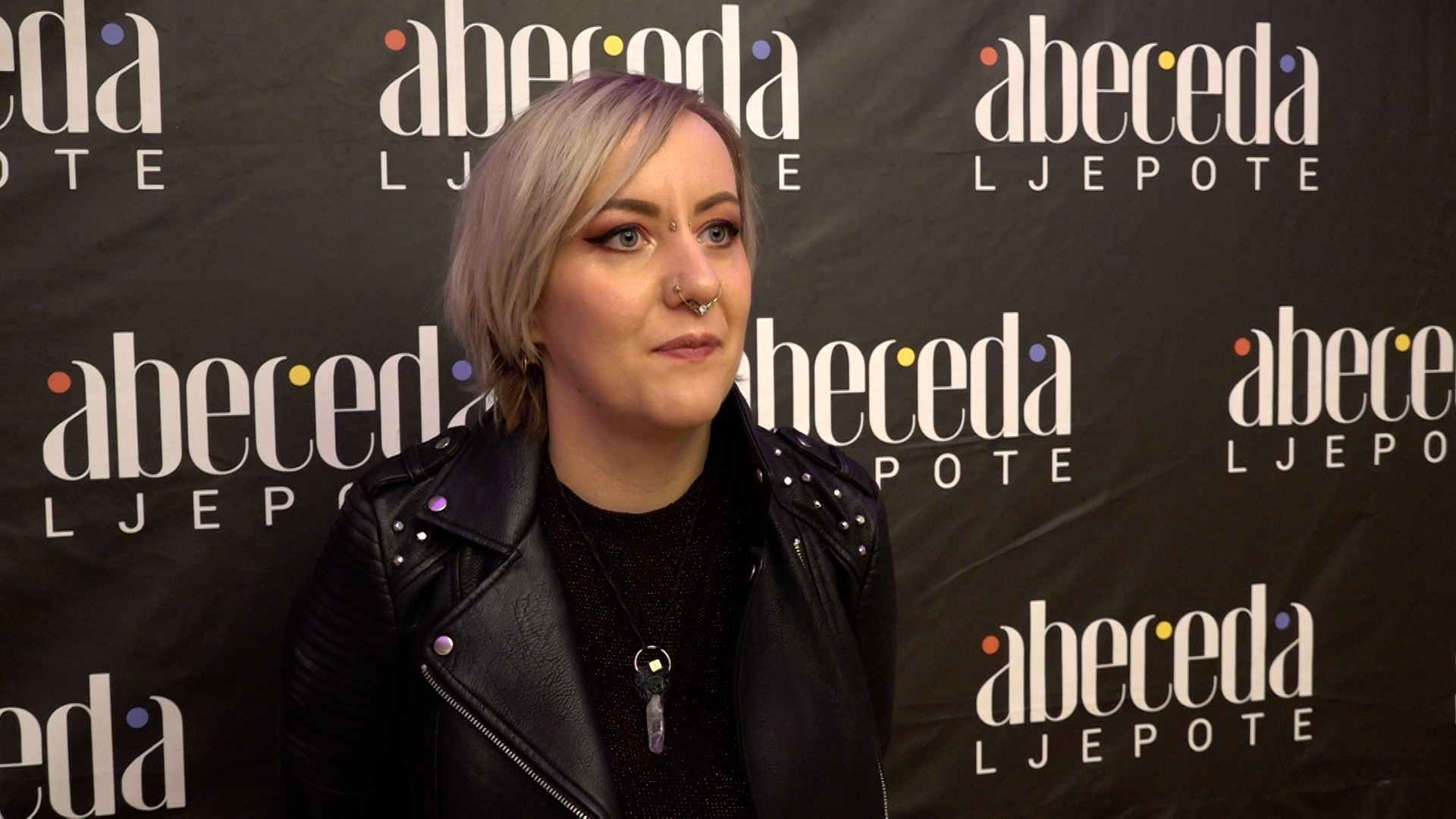 Nina Kraljić, pjevačica